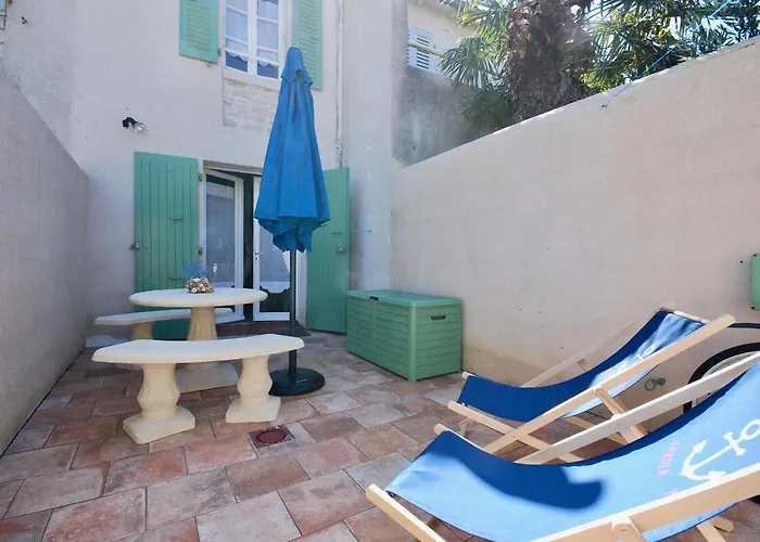 130 Les Gouverneurs 19 *